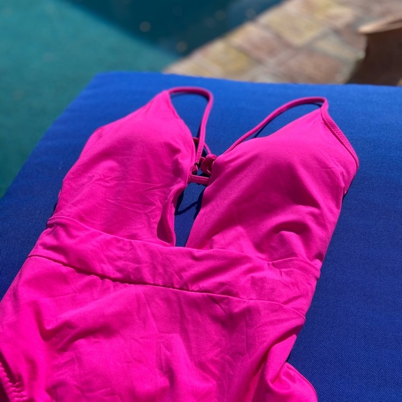 BECCA pink Tie Back One-Piece Swimsuit 
Brand new - Picture 3 of 4